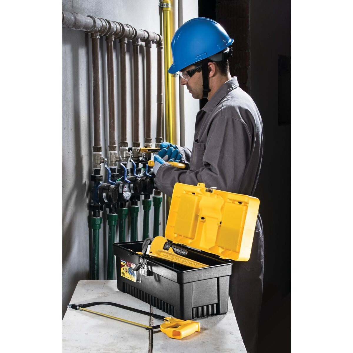 Caixa Plástica para Ferramentas 13" Tramontina MASTER com Trava Metálica