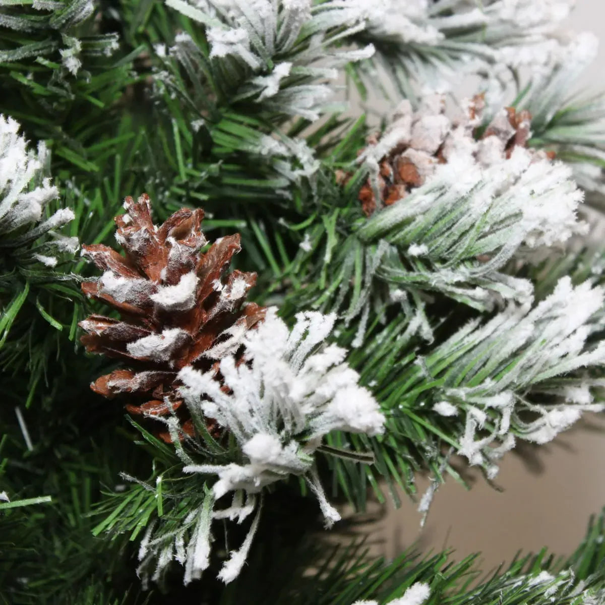 Árvore de Natal Finlândia 90cm 121 Galhos Merita PF90-121T